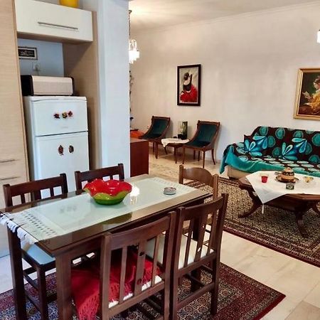 Marys House , Lovely 2-Bedroom Apartment Салоники Экстерьер фото